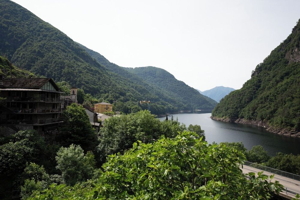 Pizzo Vogorno 2 étoiles à Vogorno