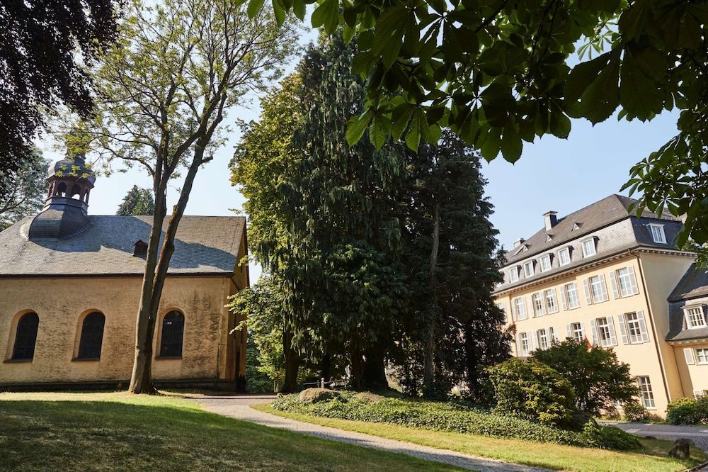 Steigenberger Icon Grandhotel & Spa Petersberg 5 estrelas em Königswinter