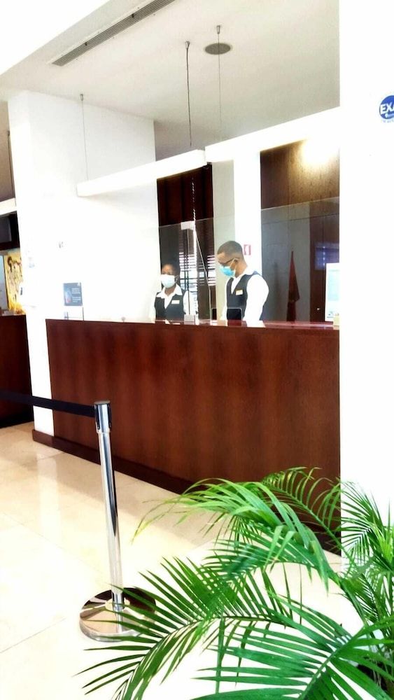 Skyna Hotel Luanda 2