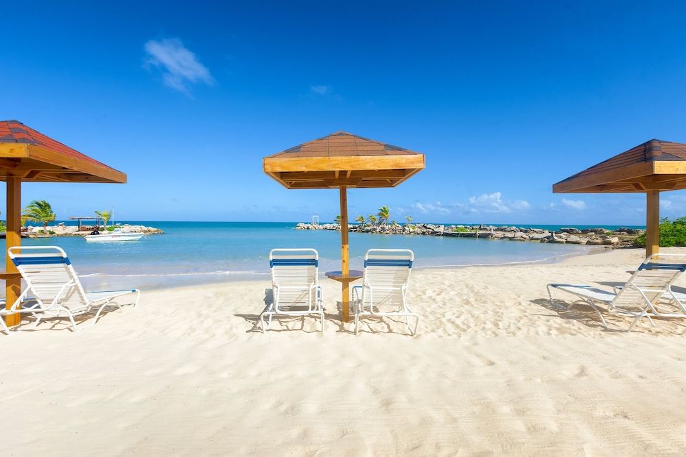 Ocean Point Beach Resort & Spa - Adults Only 4 étoiles à Saint Johnʼs