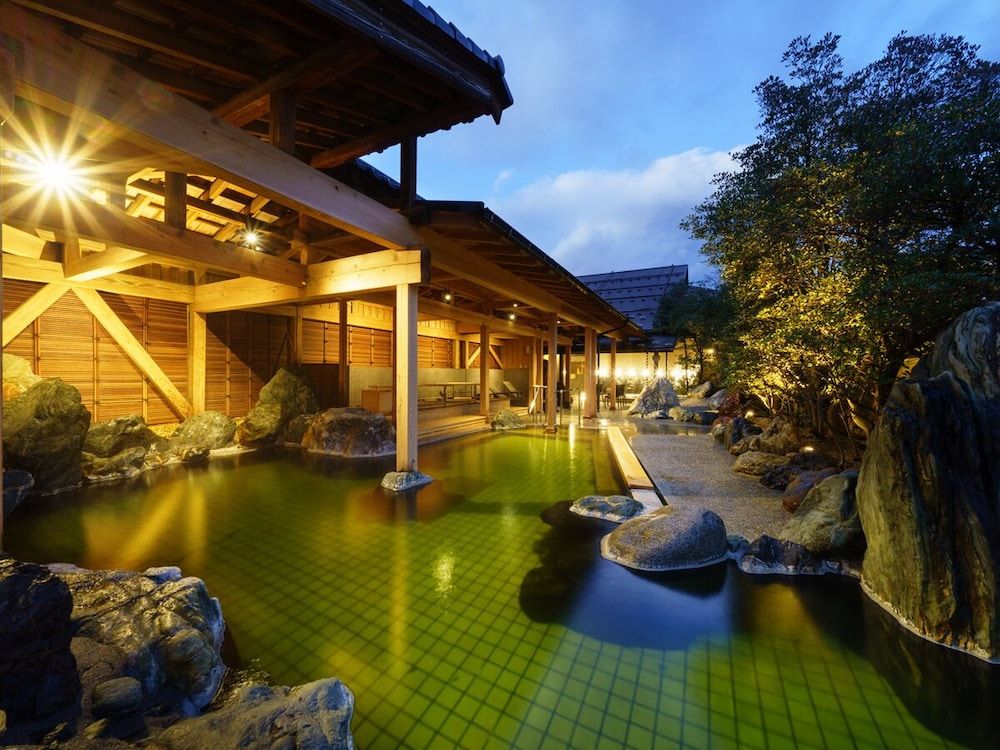 Shiratama no Yu Senkei 4 estrelas em Shibata