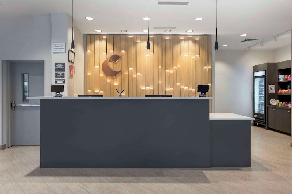 Comfort Suites Richmond 3