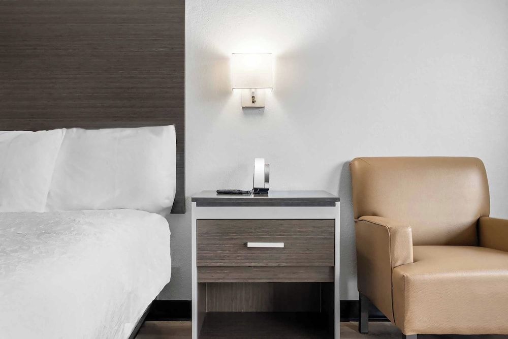 Auburn Lodge near University 3