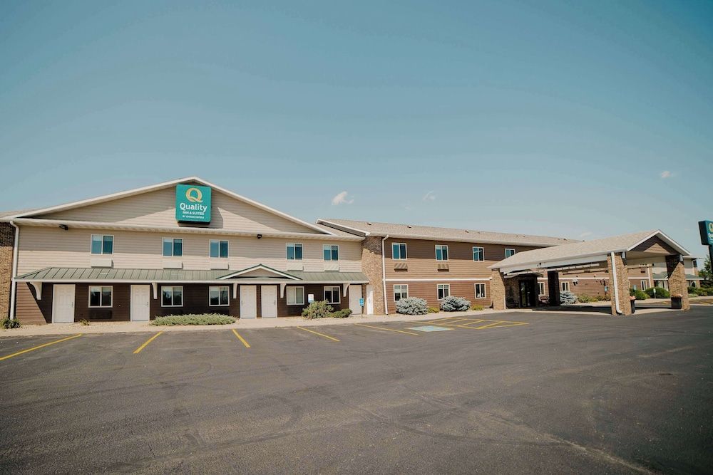 Quality Inn & Suites Watertown near Prairie Lakes Ice Arena 3 estrelas em Watertown