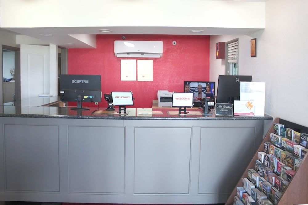 Econo Lodge Franklin South 2