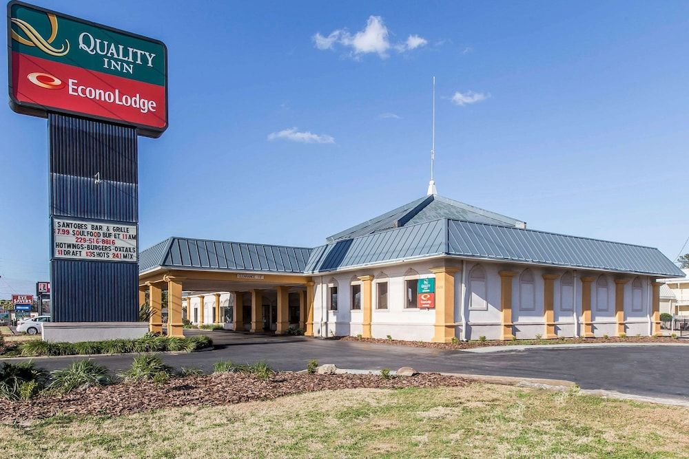 Quality Inn & Suites Thomasville Area 2 estrelas em Thomasville