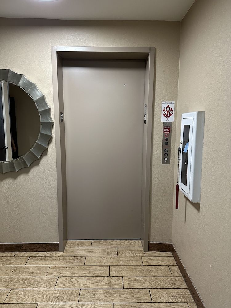 Comfort Inn Marion 3