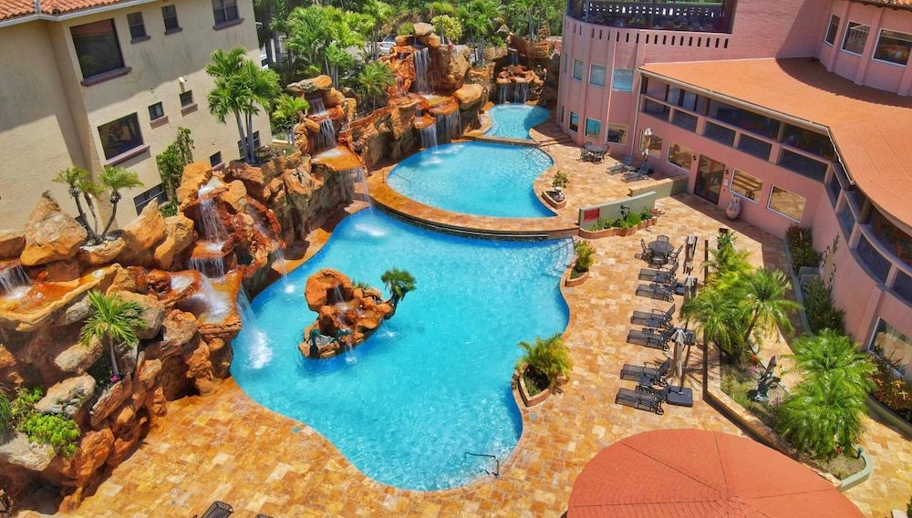 Clarion Suites Roatan at Pineapple Villas 4 étoiles à First Bight