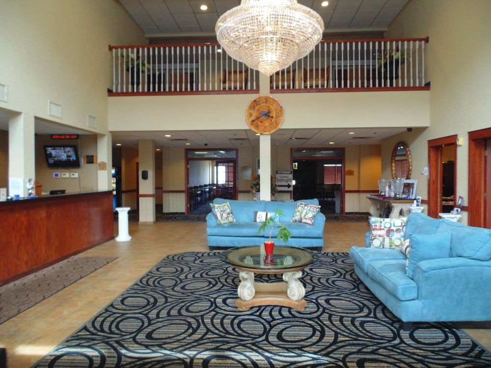 Lakeside Resort Hotel & Conference Center 3