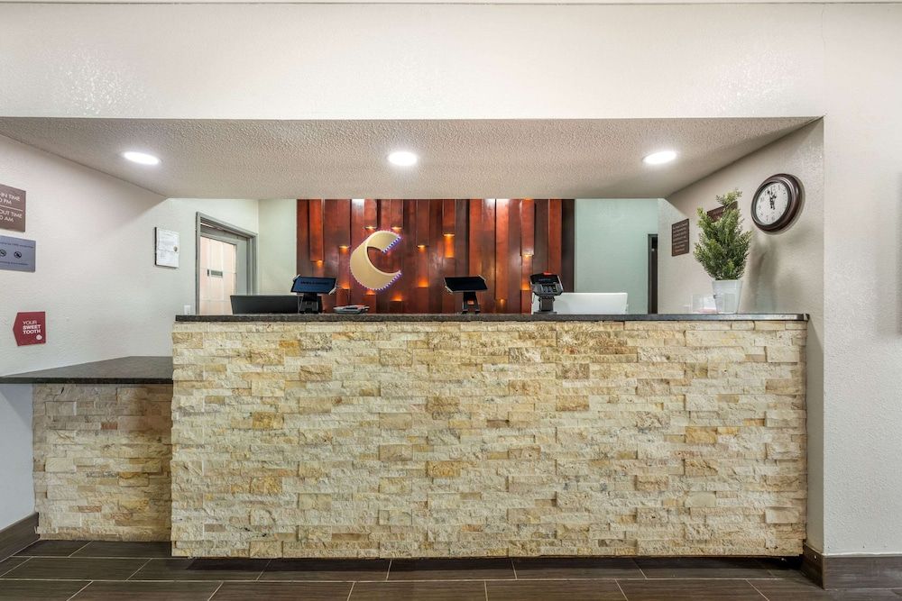 Comfort Suites Council Bluffs Area 3