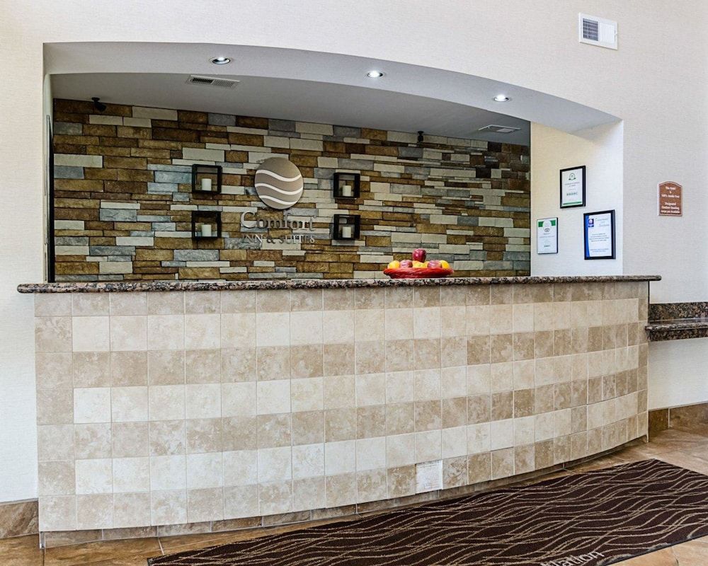 Comfort Inn & Suites Lawrence - University Area 3