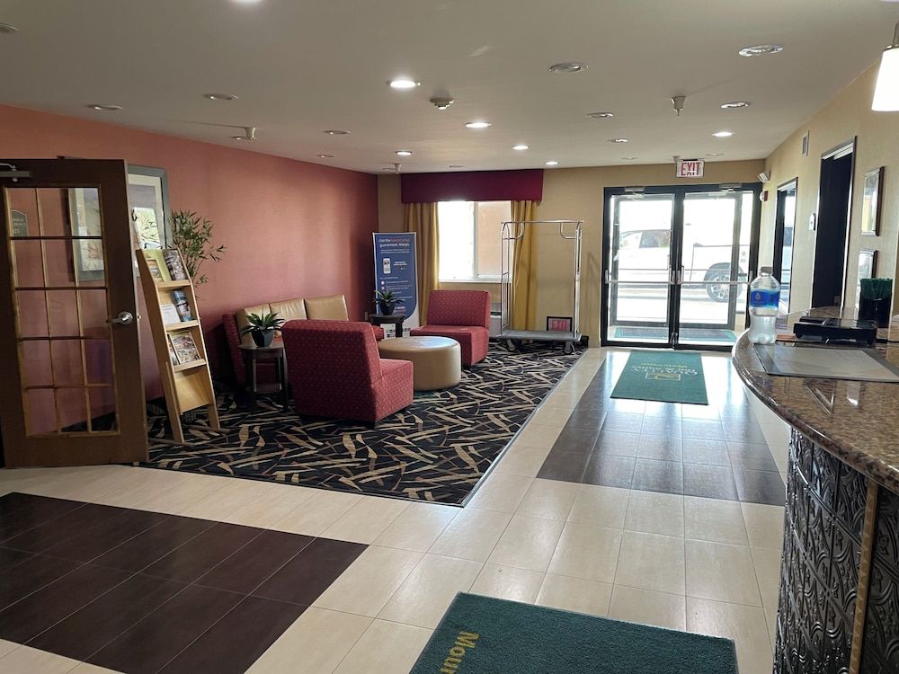 Quality Inn & Suites Mount Pleasant 3