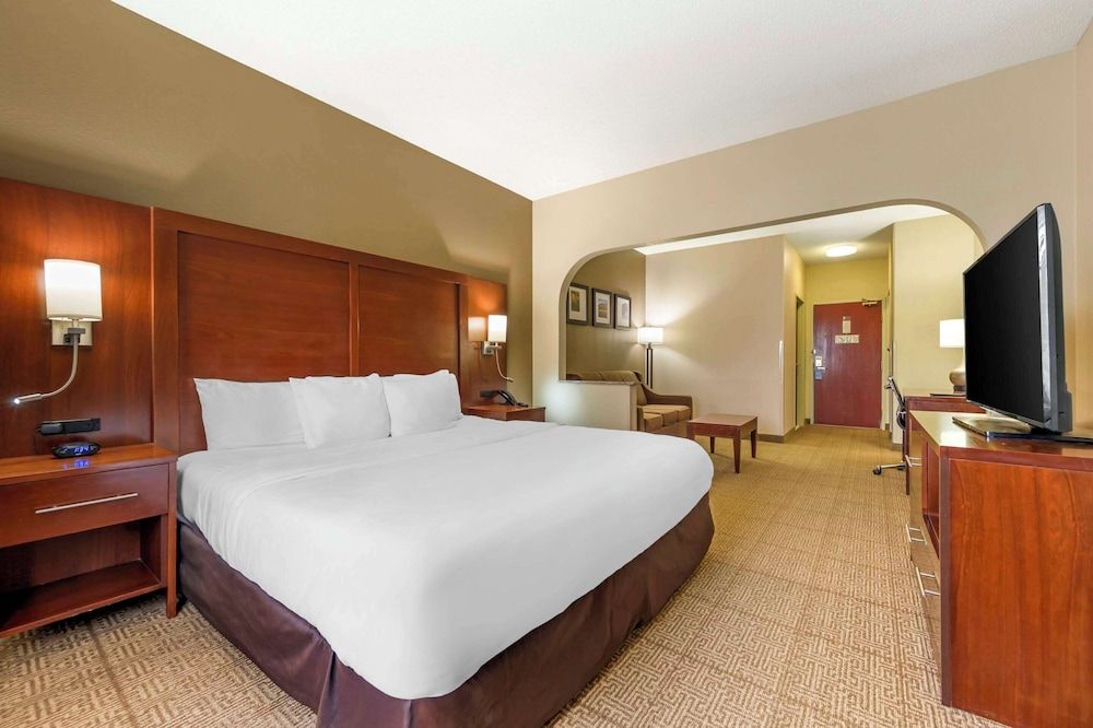 Comfort Suites Castle Rock Area 3