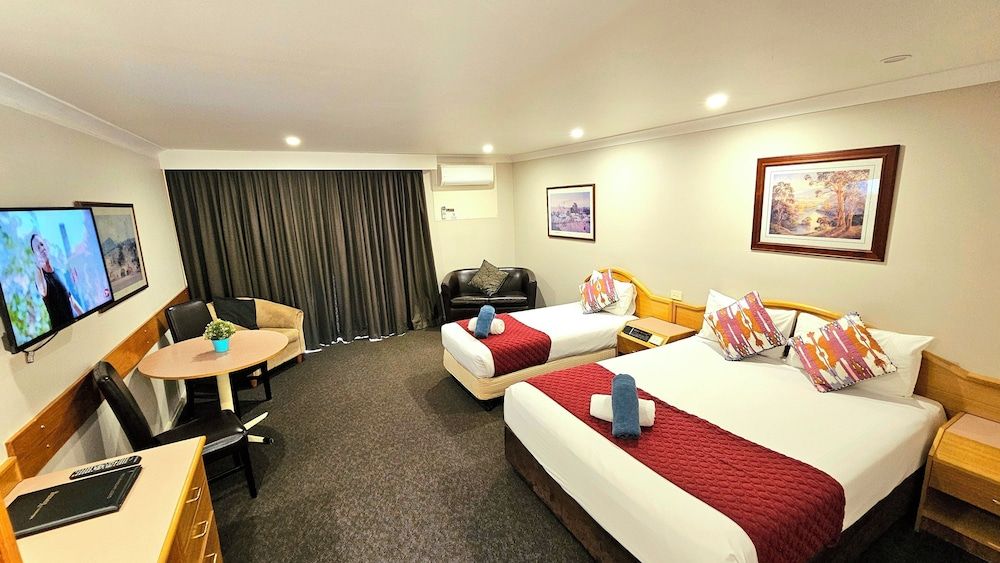 Hilltops Retreat Motor Inn 3 estrelas em Young