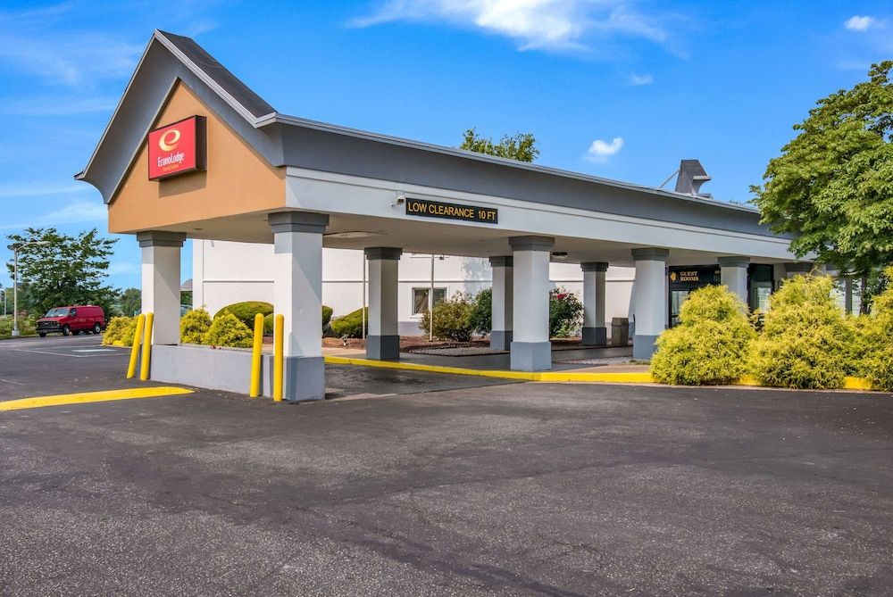 Econo Lodge Inn & Suites Chambersburg Central 2 estrelas em Chambersburg