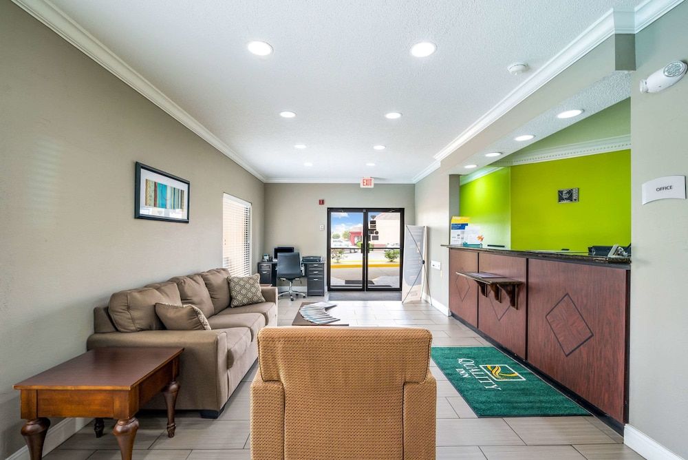 Quality Inn Cullman I-65 exit 310 2