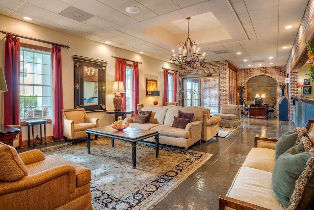 Clarion Inn Conference Center South Gonzales 3