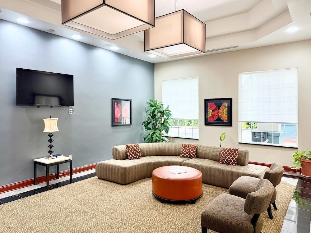 Quality Inn & Suites Greenville I-65 2