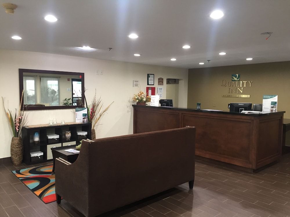 Quality Inn Batesville 3