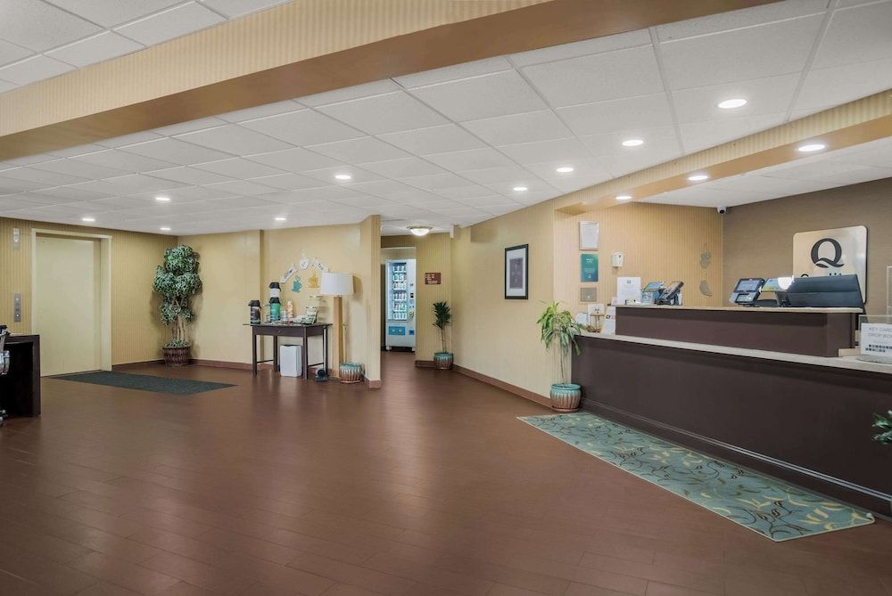 Quality Inn & Suites Chambersburg Northeast 2