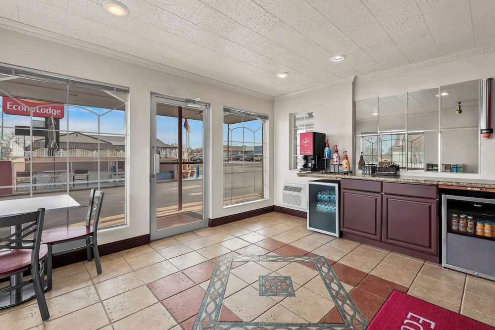 Econo Lodge Fallon Naval Air Station Area 2