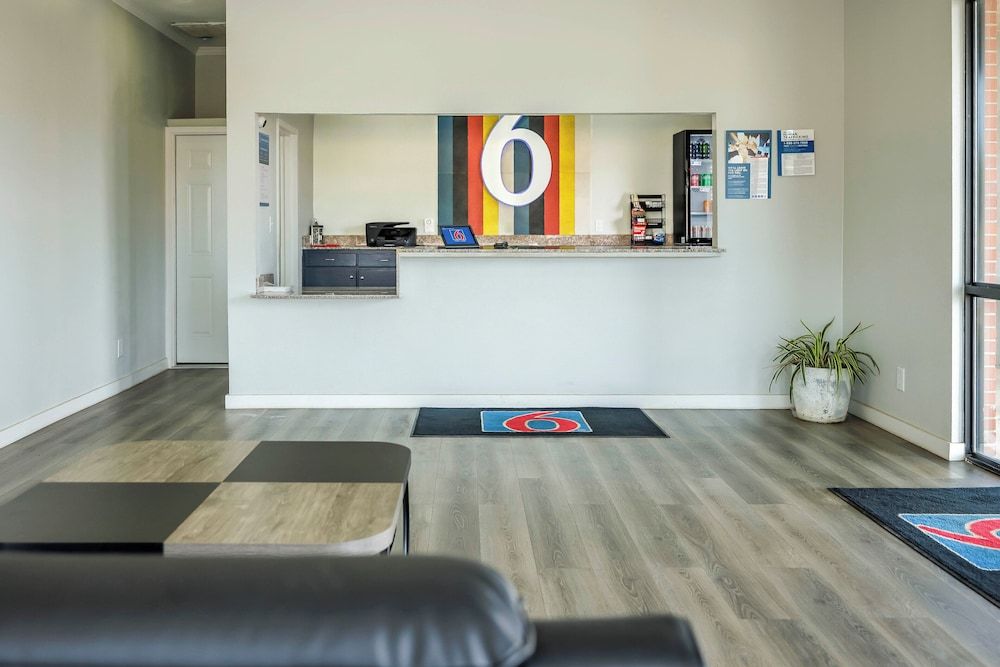 Rodeway Inn Greenwood 3