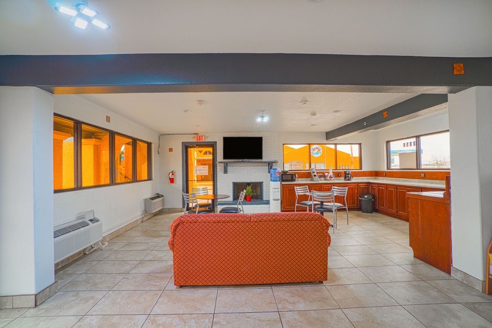 OYO Hotel Kingsville Hwy 77 2