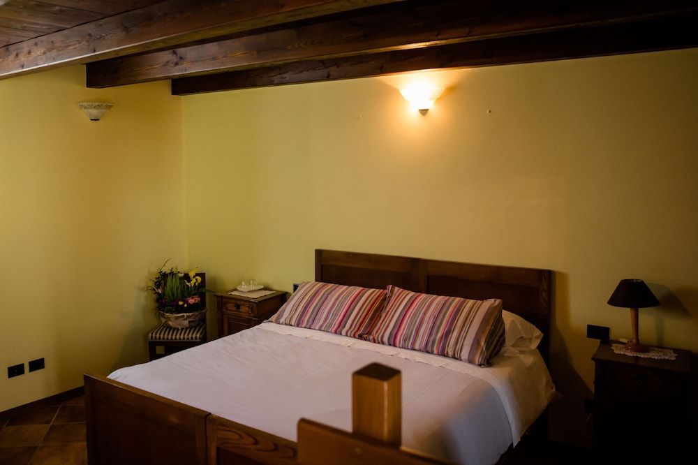 Ca' Baetti B&B Antico Borgo 3