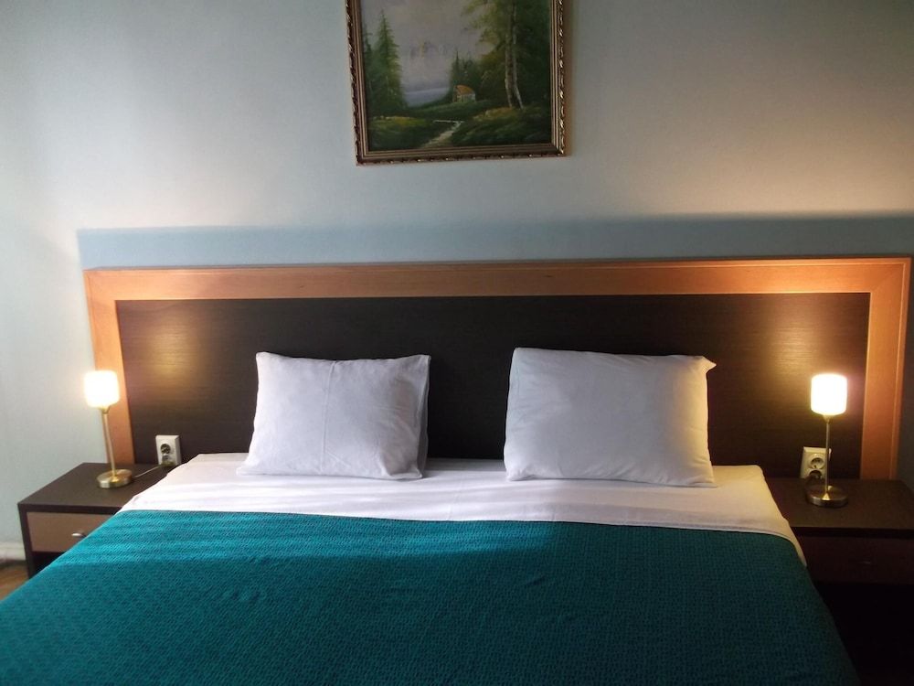 Welcome to Hotel Vila Silia 2