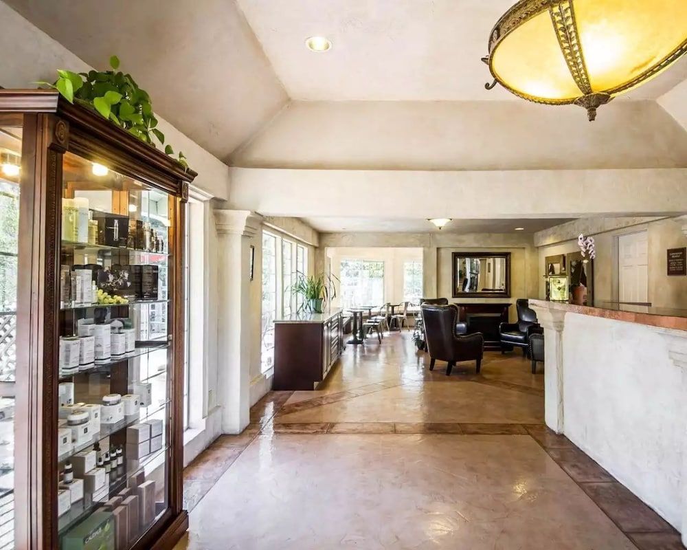 The Inn at Baechtel Creek 3