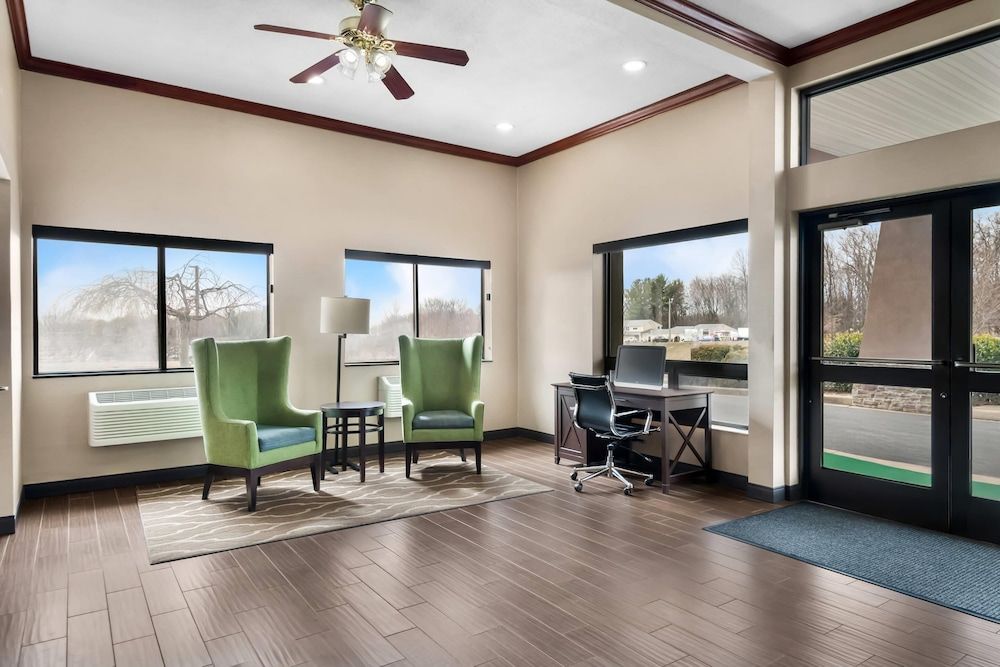 Comfort Inn & Suites Chesapeake Bay 3