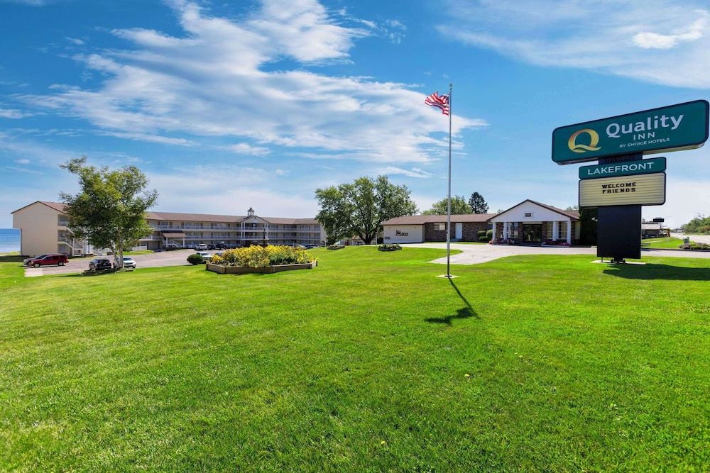 Quality Inn Lakefront 2 estrelas em Saint Ignace