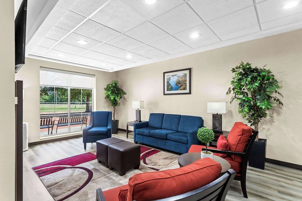 Comfort Inn & Suites Grenada 3