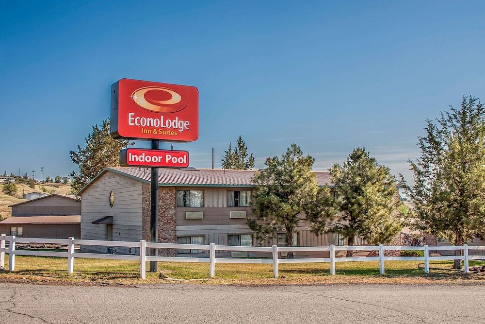 Econo Lodge Inn & Suites Madras 2 estrelas em Madras