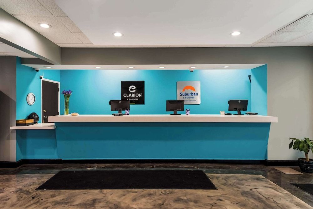 Clarion Hotel San Angelo near Convention Center 2