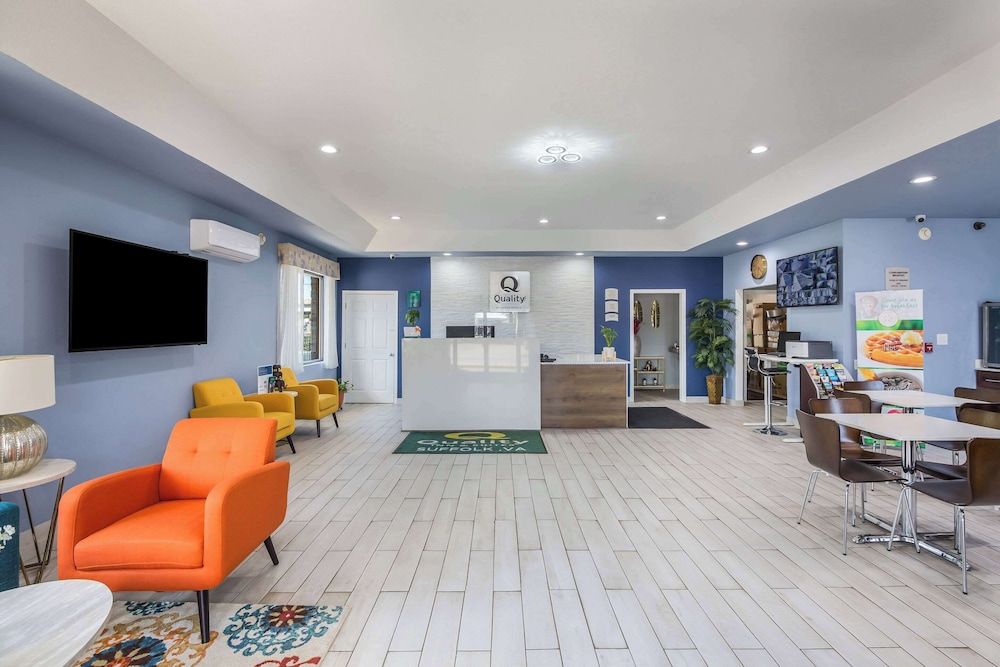 Quality Inn & Suites Suffolk West 2