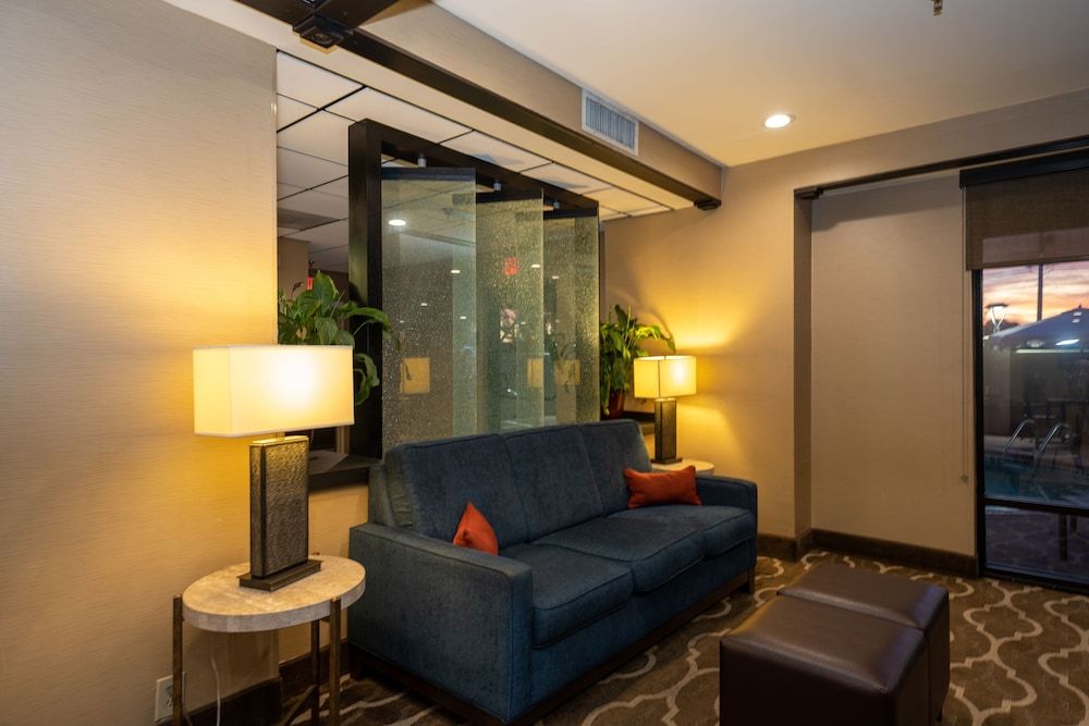 Comfort Inn Opelika - Auburn 2