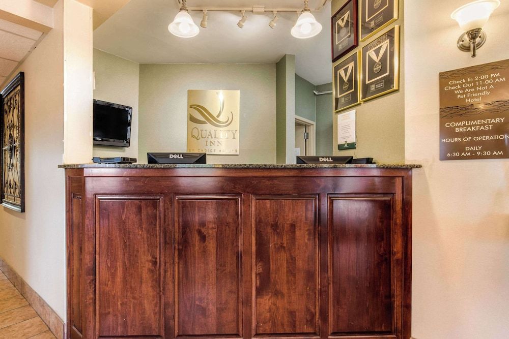 Quality Inn Pelham I-65 exit 246 3