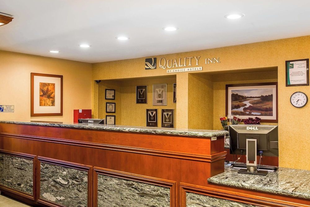 Quality Inn Near China Lake Naval Station 2