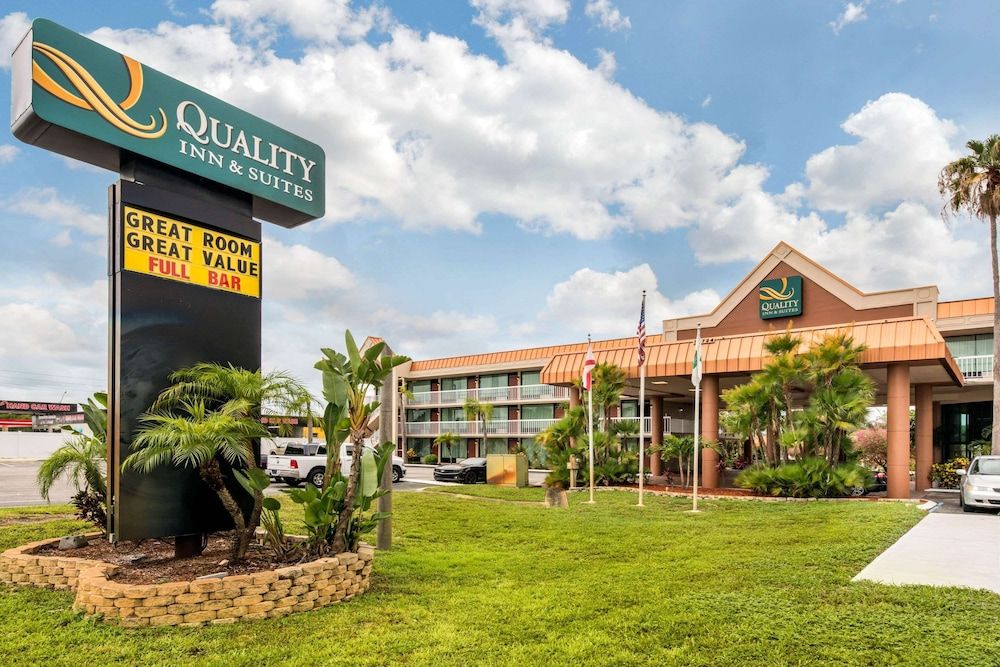 Quality Inn & Suites Tarpon Springs South 2 estrelas em Tarpon Springs
