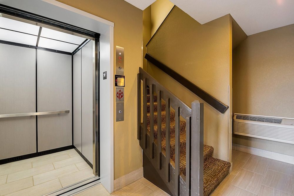 Quality Inn Waverly 3