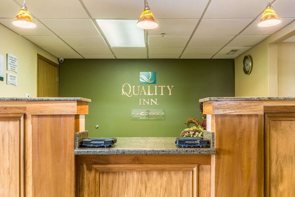 Quality Inn I-74 Batesville 2
