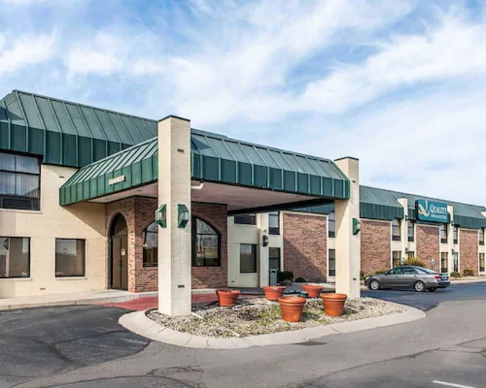Quality Inn & Suites Shelbyville I-74 2 estrelas em Shelbyville