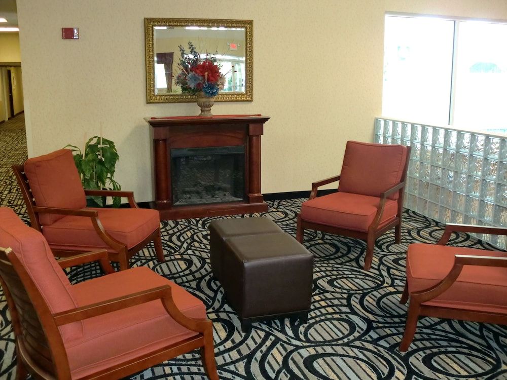 Comfort Inn Saginaw Area 2