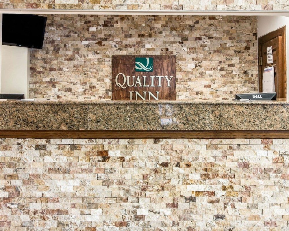 Quality Inn Southfield - Detroit 2