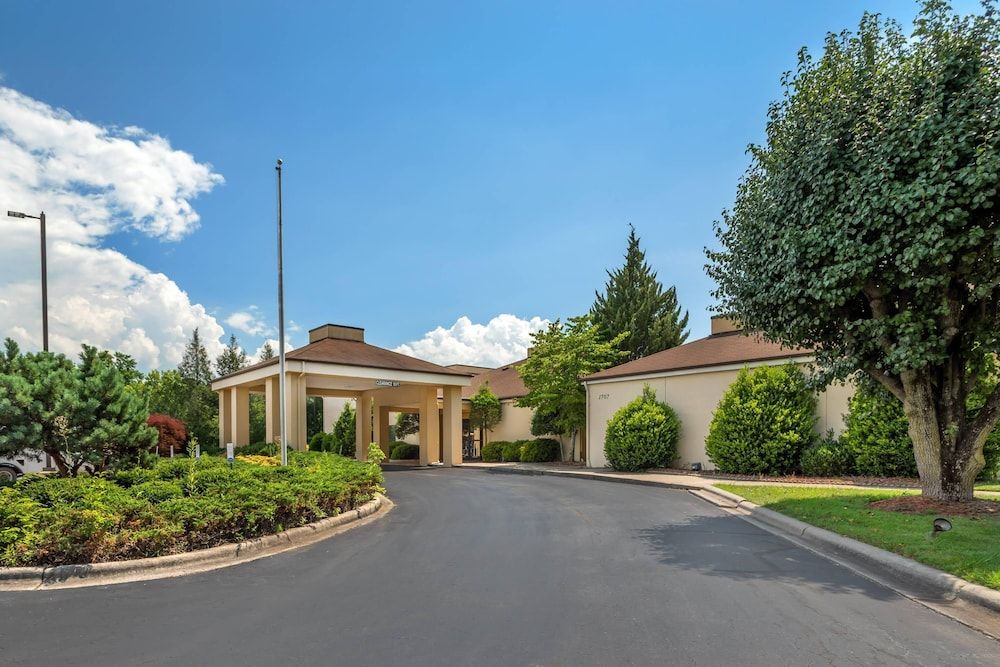 Quality Inn West of Asheville Canton Area 2 estrelas em Canton