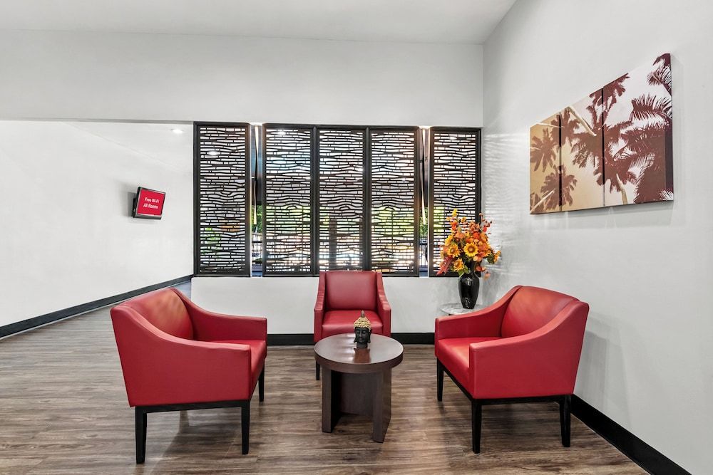 Red Roof Inn Sanford 3