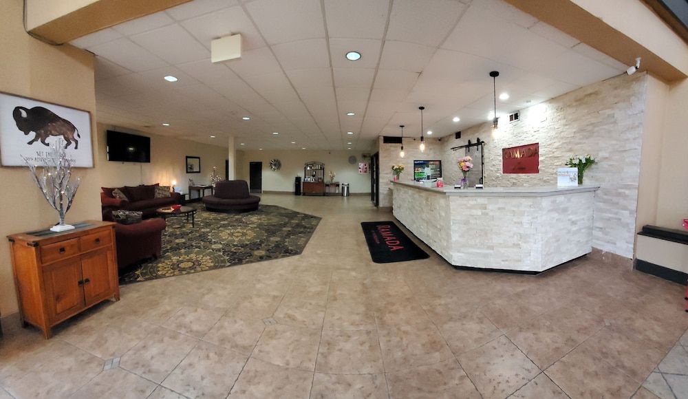 Ramada by Wyndham North Platte & Sandhills 3