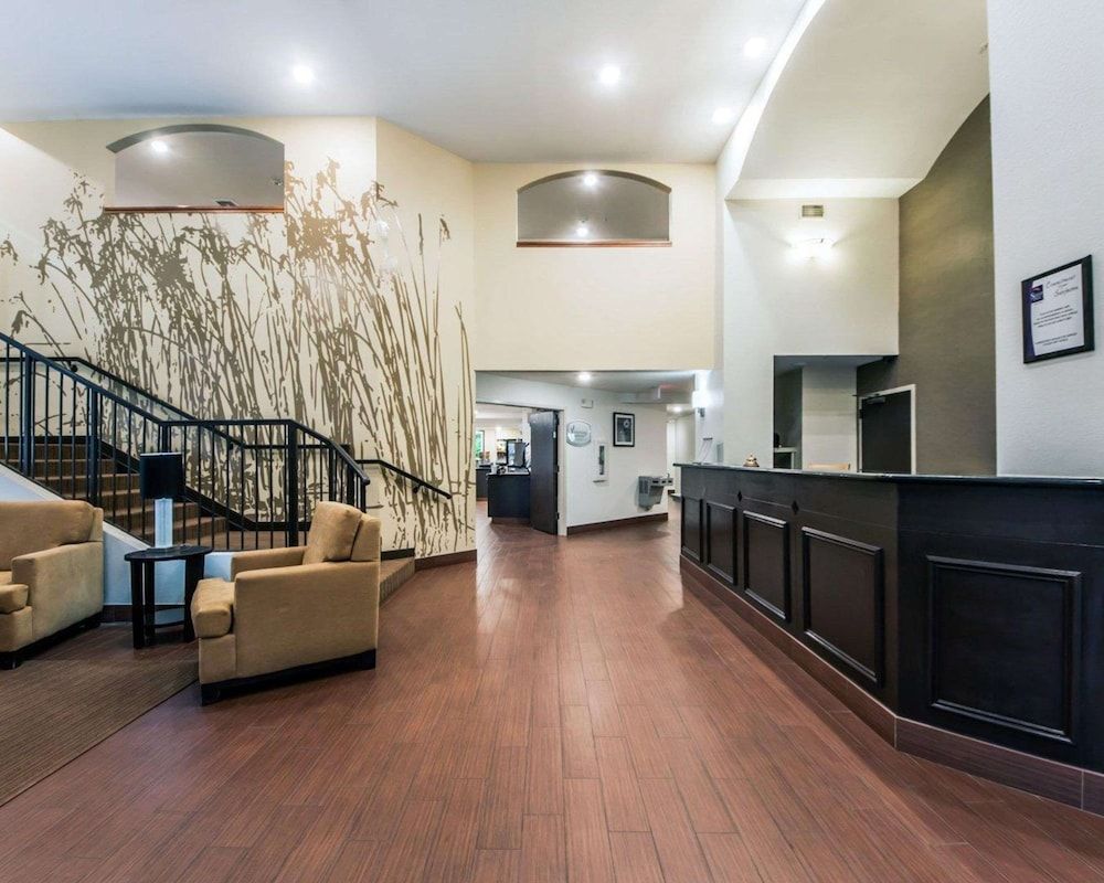 Sleep Inn & Suites Guthrie 2