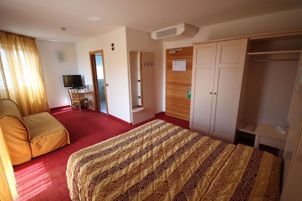 Nature Bio Hotel Elite 3